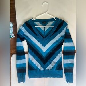 Vintage InWear V-Neck Sweater - Blue and Black Stripes